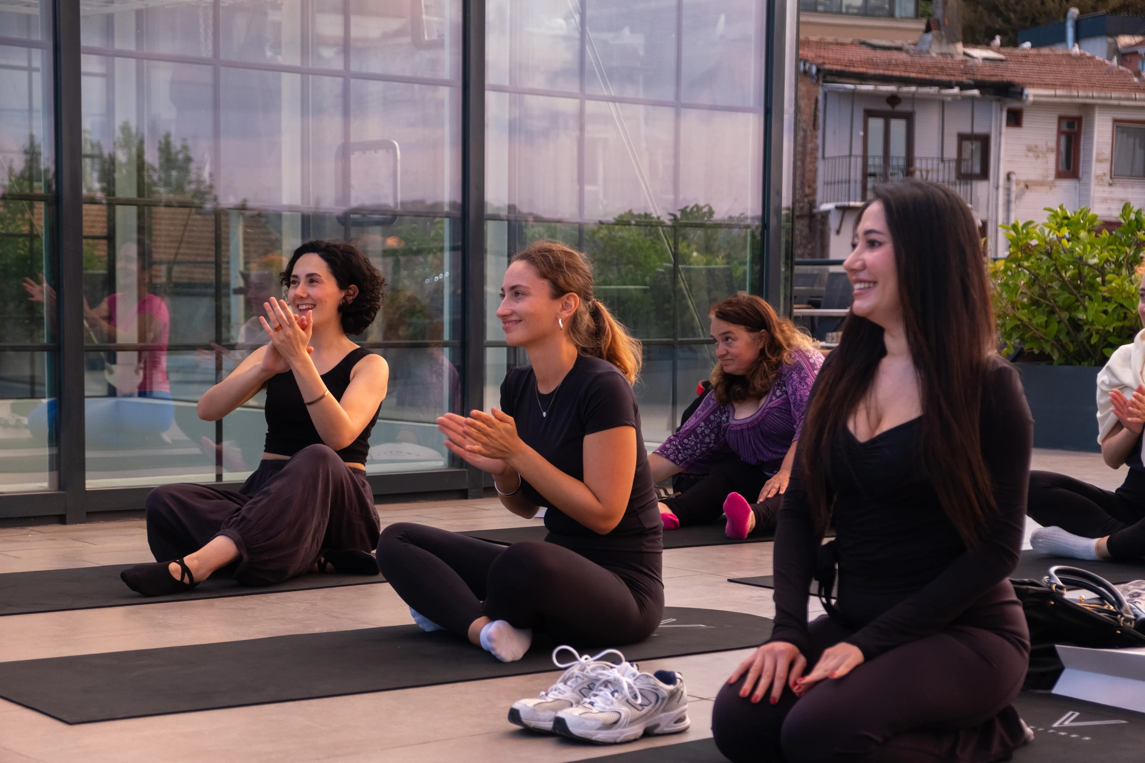 Sunset Pilates — 17. fotoğraf